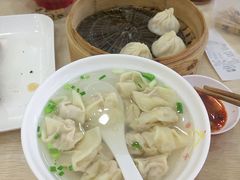 -珊珊小笼馆(仙霞路店)