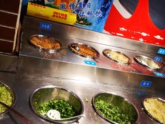 自助调料区-让签签飞小郡肝串串香(春熙路形象店)