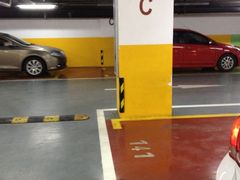 iphone_upload_pic-上海光大会展中心-习勤路地下停车场