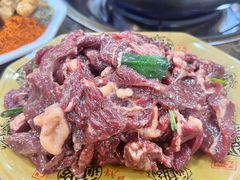 -黄利砖万峰林布依特色酸笋牛肉馆