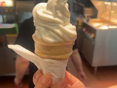 -麦当劳(轻轨曹杨路店)
