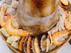 -一口猪海鲜浑锅·东北家常菜