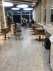-PE SALON 