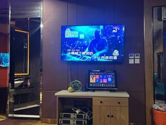 -蓝尊量贩(黄河路店)