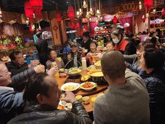 -老滇山寨•云南特色菜•地方菜•民族风情歌舞表演(金碧店)