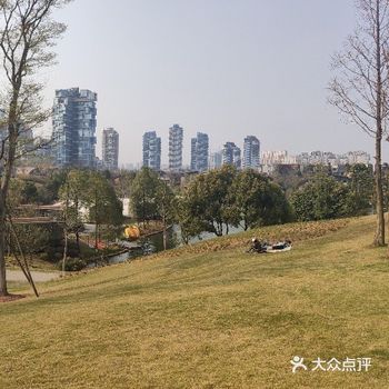 挺好的地方,陪女朋友来野餐