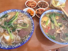 -邱芳粉店(迎宾大道旗舰店)
