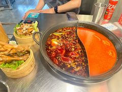 -鹿鸣山草本茶香火锅(园西路店)