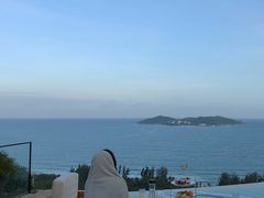 -瑰丽酒店·海吧·天际下午茶·现场DJ·天台酒吧