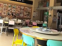 -覃记海鲜美食餐厅