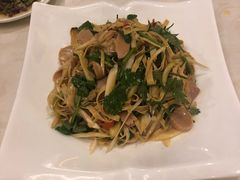 -喜乐餐厅•灯笼虾球首创者•本地小海鲜(二马路店)