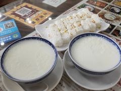 -周大娘牛乳(旧寨古村总店)