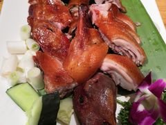 脆皮小刀鸭-老滇山寨•云南特色菜•地方菜•民族风情歌舞表演(金碧店)