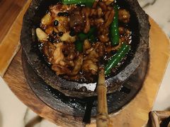 石锅杭椒牛蛙-桂满陇-西湖船宴(西单大悦城店)