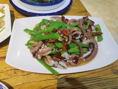 炒八带-滨海小渔村·海肠捞饭·鲅鱼水饺·特色老火鱼丸汤(华田店)