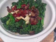 广东芥蓝炒腊味-同喜烤鸭店(光芒店)