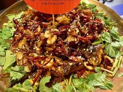 -何师烧烤Pro ·江湖川菜·小龙虾·精酿啤酒(太古里旗舰店)