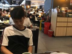 -大头虾越式风味餐厅(光明广场店)