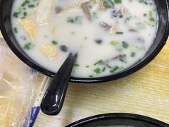-津津老鸭粉丝馆(正东路店)
