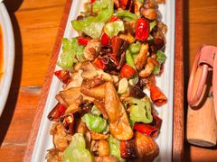 -菌自由丨野生菌火锅特色庭院餐厅(丽江古城店)