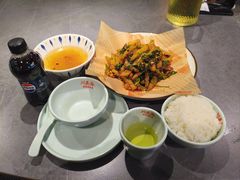 -川芙蓉·市井老川菜(长寿路店)