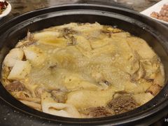 -菌海森林·非遗野生菌火锅(西山区滇池路摩根道店)