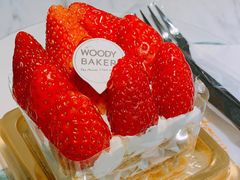 法式淡奶草莓拿破仑-WOODY BAKER 沃倍可(月星环球港店)