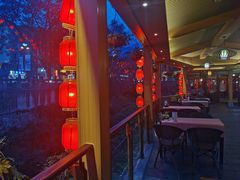 -美食村花园餐厅