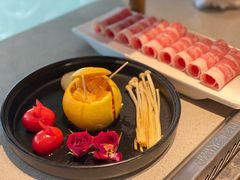 -海底捞火锅(新松江路生日主题店)