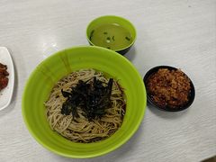 辣肉末面-弄堂面馆(金运路店)