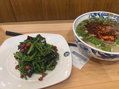 -西部马华清真兰州牛肉面·烧烤夜市(三里河店)