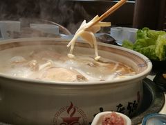 -土连锅·现熬养生汤锅(梁家巷店)