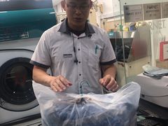 -福奈特洗衣·洗鞋·奢侈品护理(名佳花园店)