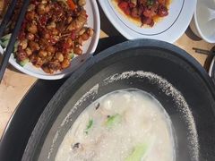 -陈大锅·岳阳鱼馆·地道岳阳菜(美食街店)