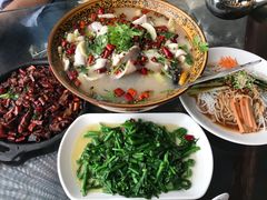 -乡村小榭饭店