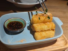 -蜜桃餐厅·伴山(湖滨商业街店)