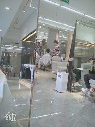 -V+SALON造型