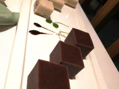 芸豆糕拼红豆糕-Lotus 莲花空间(国贸商城店)