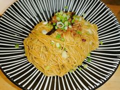 开洋葱油拌面-玖鲜小笼(中山广场店)