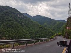 -藏龙百瀑风景区