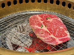 -山川小町·极番烧肉(新地假日广场店)