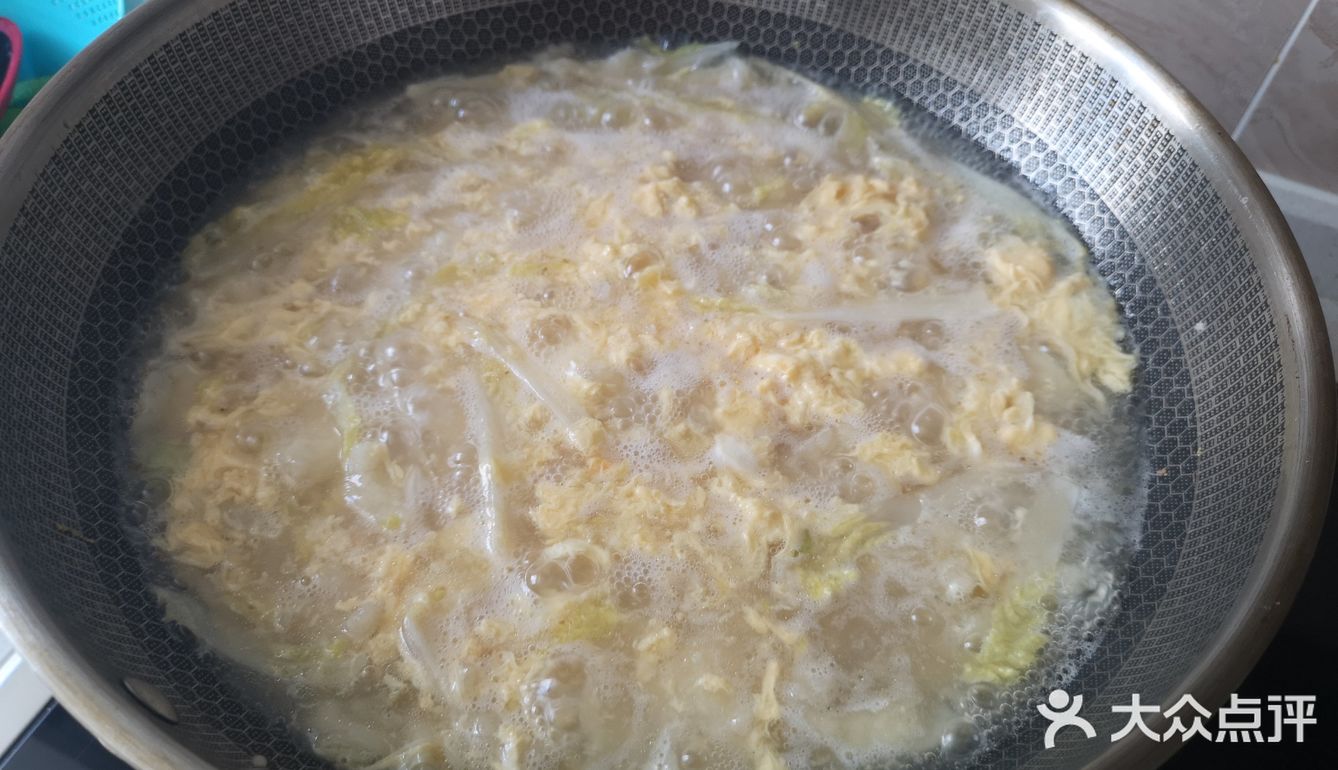 便捷午餐——青菜鸡蛋疙瘩汤(加耗油提鲜哦)