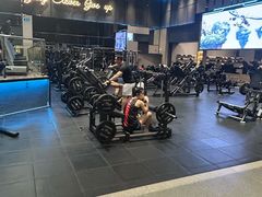 -滨力健身俱乐部