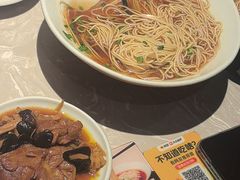 -松鹤面馆·古法焖肉面(观前店)