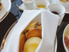 原味司康-君悦酒店·大堂酒吧·高空下午茶·暮色微醺