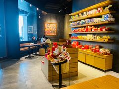 零售区-星巴克臻选(深圳罗湖万象城店)