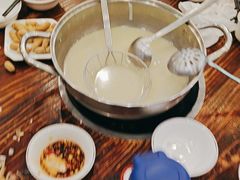 -正能量脆肉鲩火锅