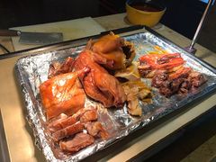 -大中华希尔顿酒店-念自助餐·嗨啤·小龙虾