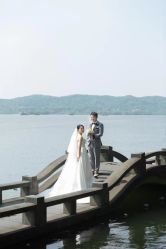 -唯一旅拍·颂当代影像艺术中心(上城店)