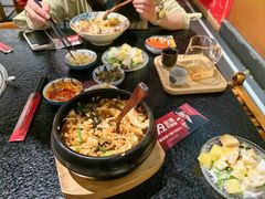 -喵小乙碳火烤肉(大坪协信星光天地店)